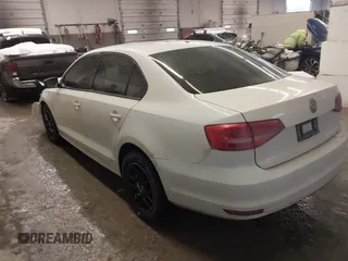 2015 Volkswagen Jetta S with VIN 3VW1K7AJ4FM280524, listed as a IAAI auction lot 41288382 with 136,582 mi miles and . Bid and sale history available at DreamBid. Image 3.