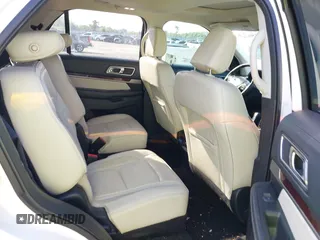 2019 Ford Explorer Platinum z VIN 1FM5K8HT5KGA58043, wystawiony jako IAAI lot #42150621 z przebiegiem 173 868 mil mil oraz . Historia ofert i sprzedaży dostępna na DreamBid. Obrazek 8.