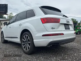 2017 Audi Q7 Premium Plus with VIN WA1LAAF73HD021296, listed as a Copart auction lot 55881465 with 140,164 mi miles and Clean Title. Bid and sale history available at DreamBid. Image 3.