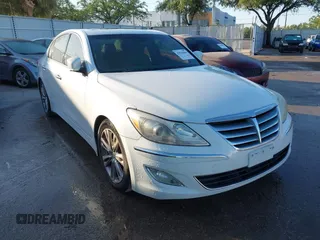2012 Hyundai Genesis 3.8L z VIN KMHGC4DD9CU151809, wystawiony jako IAAI lot #42036046 z przebiegiem 195 193 mil mil oraz . Historia ofert i sprzedaży dostępna na DreamBid. Obrazek 1.