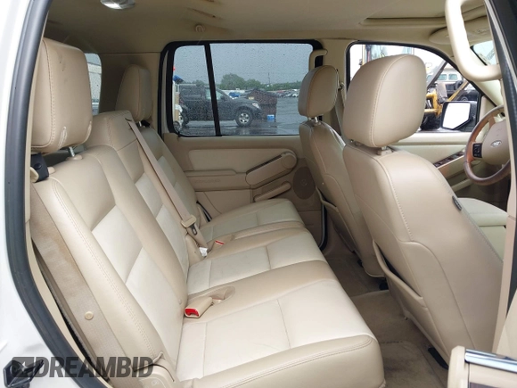 2006 Ford Explorer Limited z VIN 1FMEU75876ZA26290, wystawiony jako IAAI lot #42569979 z przebiegiem 181 370 mil mil oraz . Historia ofert i sprzedaży dostępna na DreamBid. Obrazek 8.