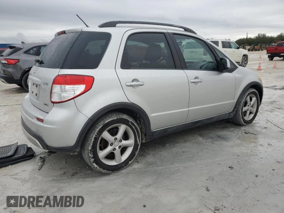 2007 Suzuki SX4 with VIN JS2YB413075103175, listed as a Copart auction lot 41922605 with 107,729 mi miles and Clean Title. Bid and sale history available at carsss.com. Image 3.
