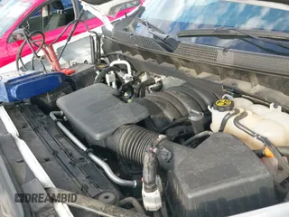 2022 Chevrolet Silverado 1500 LT Trail Boss z VIN 1GCPYFED5NZ154342, wystawiony jako IAAI lot #43514367 z przebiegiem 38 088 mil mil oraz . Historia ofert i sprzedaży dostępna na DreamBid. Obrazek 18.