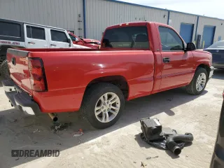 2005 Chevrolet Silverado 1500 Work Truck z VIN 1GCEC14X35Z186727, wystawiony jako Copart lot #49277275 z przebiegiem 141 441 mil mil oraz Czysty tytuł • Clean title. Historia ofert i sprzedaży dostępna na DreamBid. Obrazek 3.