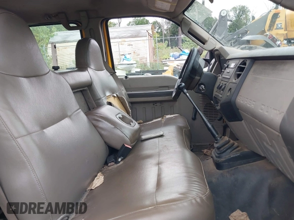 2008 Ford F-250 XL with VIN 1FTSW21598ED15410, listed as a IAAI auction lot 39429781 with 322,770 mi miles and . Bid and sale history available at DreamBid. Image 5.