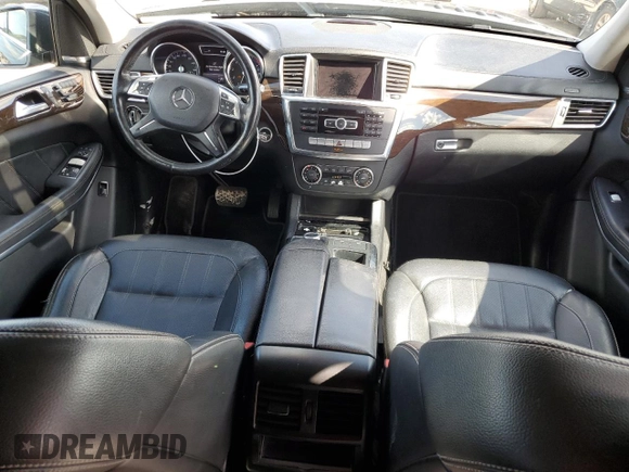 2014 Mercedes-Benz GL 450 with VIN 4JGDF7CE5EA385813, listed as a Copart auction lot 59361785 with 121,131 mi miles and Salvage title. Bid and sale history available at DreamBid. Image 8.