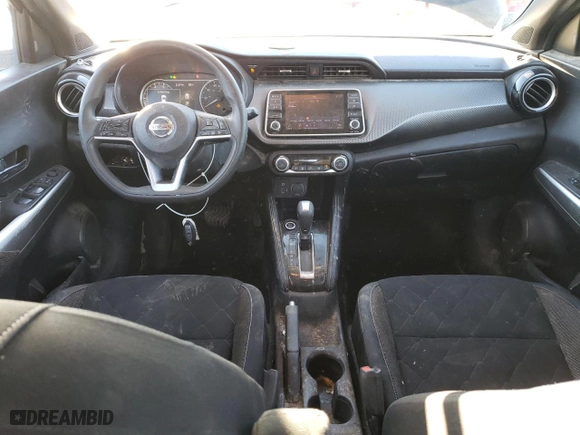 2018 Nissan Kicks SR with VIN 3N1CP5CU2JL515710, listed as a Copart auction lot 88911005 with 153,341 mi miles and Salvage Title. Bid and sale history available at carsss.com. Image 8.