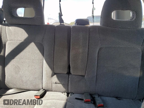1998 Honda CR-V LX with VIN JHLRD2841WC013087, listed as a Copart auction lot 72480264 with 181,577 mi miles and Salvage Title. Bid and sale history available at carsss.com. Image 10.