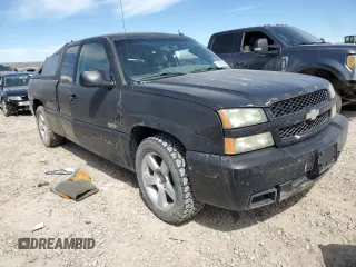 2004 Chevrolet Silverado SS z VIN 2GCEK19N641160222, wystawiony jako Copart lot #53939924 z przebiegiem Nie podano mil oraz Szkody całkowita. Historia ofert i sprzedaży dostępna na DreamBid. Obrazek 4.
