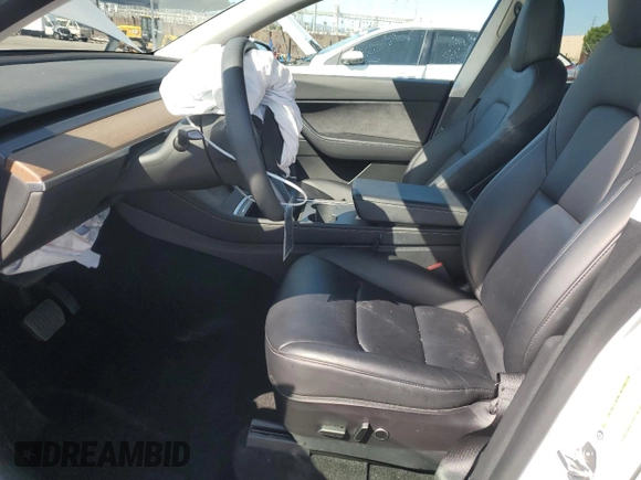 2022 Tesla Model Y Long Range with VIN 7SAYGDEE8NF340096, listed as a Copart auction lot 49357995 with 40,320 mi miles and Salvage Title. Bid and sale history available at carsss.com. Image 7.