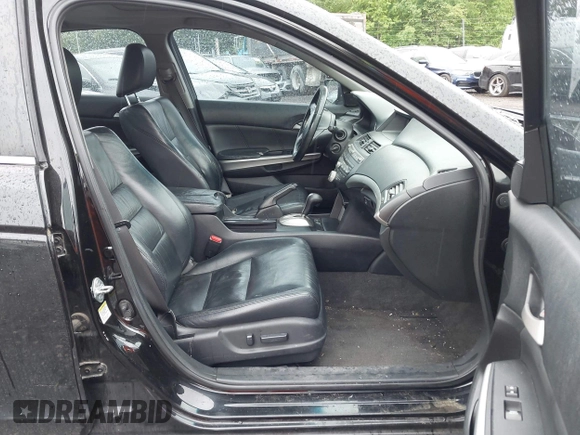 2010 Honda Accord EX-L z VIN 1HGCP3F82AA021632, wystawiony jako IAAI lot #42352213 z przebiegiem 191 450 mil mil oraz . Historia ofert i sprzedaży dostępna na DreamBid. Obrazek 5.