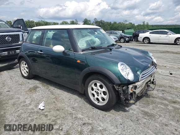 2005 MINI Hardtop z VIN WMWRC33465TC56731, wystawiony jako Copart lot #56404125 z przebiegiem 167 455 mil mil oraz Szkoda całkowita • Salvage title. Historia ofert i sprzedaży dostępna na DreamBid. Obrazek 4.