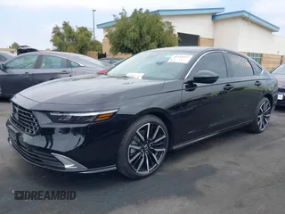 2025 Honda Accord Touring with VIN 1HGCY2F82SA033286, listed as a IAAI auction lot 42110972 with 773 mi miles and . Bid and sale history available at DreamBid. Image 2.