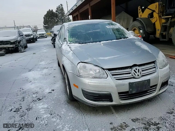 2010 Volkswagen Jetta Sedan Limited with VIN 3VWAZ7AJ5AM130149, listed as a Copart auction lot 45914745 with 124,163 mi miles and Salvage Title. Bid and sale history available at carsss.com. Image 11.