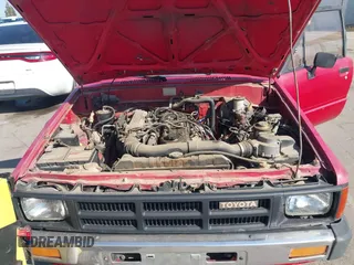 1985 Toyota Pickup SR5 с VIN JT4RN56S3F5035366, выставлен на аукционе IAAI как лот 42495438 с пробегом 191 183 миль миль и . История ставок и продаж доступна на DreamBid. Изображение 10.