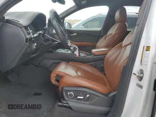 2019 Audi Q7 Prestige with VIN WA1VAAF72KD018406, listed as a Copart auction lot 49321975 with 134,333 mi miles and Salvage Title. Bid and sale history available at carsss.com. Image 7.