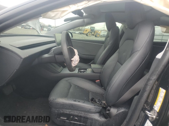 2024 Tesla Model 3 z VIN 5YJ3E1EA1RF730892, wystawiony jako Copart lot #51234655 z przebiegiem 11 464 mil mil oraz Szkoda całkowita • Salvage title. Historia ofert i sprzedaży dostępna na DreamBid. Obrazek 7.