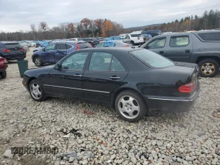2002 Mercedes-Benz E-Class AWD with VIN WDBJF83J52X066851, listed as a Copart auction lot 81146924 with 88,710 mi miles and Non Repairable. Bid and sale history available at carsss.com. Image 2.