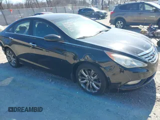 2011 Hyundai Sonata SE with VIN 5NPEC4AC4BH304497, listed as a IAAI auction lot 41738648 with 156,917 mi miles. Bid and sale history available at carsss.com. Image 1.