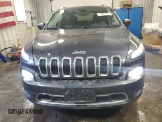 2016 Jeep Cherokee Limited with VIN 1C4PJMDS5GW203634, listed as a Copart auction lot 42086905 with 104,307 mi miles and Salvage Title. Bid and sale history available at DreamBid. Image 5.