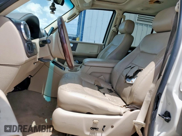2005 Ford Expedition Limited with VIN 1FMFU20535LB08247, listed as a Copart auction lot 59821415 with 139,116 mi miles and Clean title. Bid and sale history available at DreamBid. Image 7.