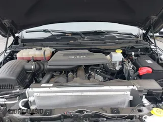 2022 Ram 1500 Limited z VIN 1C6SRFHM6NN134716, wystawiony jako IAAI lot #42250431 z przebiegiem 12 051 mil mil oraz . Historia ofert i sprzedaży dostępna na DreamBid. Obrazek 10.