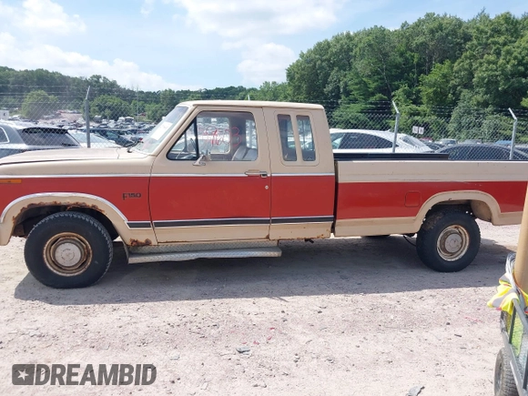 1983 Ford F-150 with VIN 1FTEX15Y5DKA31809, listed as a IAAI auction lot 42719603 with 19,240 mi miles and . Bid and sale history available at DreamBid. Image 14.