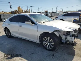 2021 Lexus ES with VIN 58ACA1C10MU009840, listed as a Copart auction lot 71787894 with 32,940 mi miles and Salvage Title. Bid and sale history available at carsss.com. Image 4.
