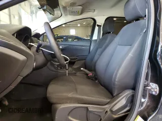 2015 Ford Focus SE z VIN 1FADP3F29FL255928, wystawiony jako Copart lot #72643654 z przebiegiem 189 984 mil mil oraz Szkoda całkowita • Salvage title. Historia ofert i sprzedaży dostępna na DreamBid. Obrazek 7.