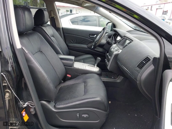 2009 Nissan Murano S with VIN JN8AZ18UX9W030922, listed as a IAAI auction lot 42023286 with 128,962 mi miles. Bid and sale history available at carsss.com. Image 5.