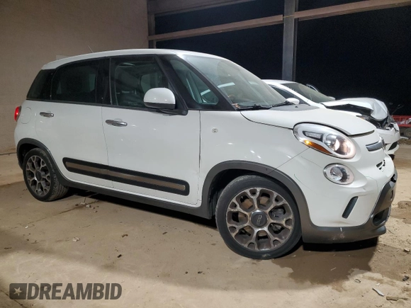 2014 FIAT 500L Trekking with VIN ZFBCFADH0EZ004363, listed as a Copart auction lot 43640755 with 156,416 mi miles and Salvage Title. Bid and sale history available at DreamBid. Image 4.
