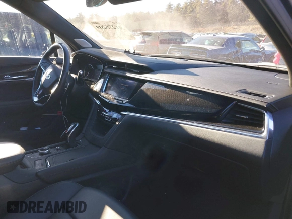 2020 Cadillac XT6 AWD Sport z VIN 1GYKPGRS8LZ150613, wystawiony jako IAAI lot #41275209 z przebiegiem 33 651 mil mil oraz . Historia ofert i sprzedaży dostępna na DreamBid. Obrazek 5.