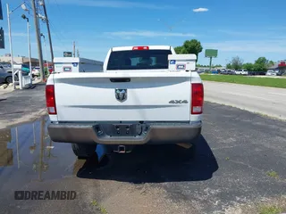 2015 Ram 2500 Tradesman с VIN 3C6TR5HT1FG524655, выставлен на аукционе IAAI как лот 42180369 с пробегом 167 159 миль миль и . История ставок и продаж доступна на DreamBid. Изображение 16.