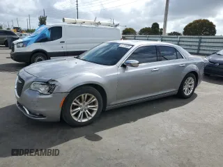 2016 Chrysler 300 with VIN 2C3CCAEG4GH151823, listed as a Copart auction lot 51722635 with 165,853 mi miles and Clean Title. Bid and sale history available at carsss.com. Image 1.