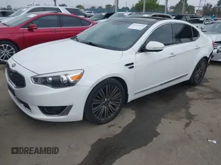 2016 Kia Cadenza Premium z VIN KNALN4D73G5209529, wystawiony jako IAAI lot #42239194 z przebiegiem 95 760 mil mil oraz . Historia ofert i sprzedaży dostępna na DreamBid. Obrazek 2.