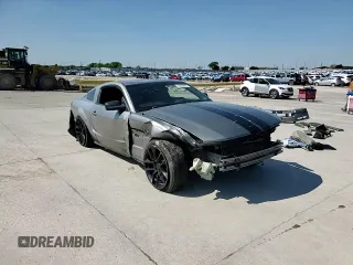 2008 Ford Mustang GT Deluxe z VIN 1ZVHT82H885154382, wystawiony jako Copart lot #51860665 z przebiegiem Nie podano mil oraz Szkoda całkowita • Salvage title. Historia ofert i sprzedaży dostępna na DreamBid. Obrazek 11.