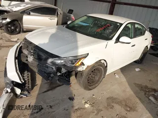 2019 Nissan Altima 2.5 S with VIN 1N4BL4BW9KC219488, listed as a IAAI auction lot 41410079 with 109,281 mi miles. Bid and sale history available at carsss.com. Image 17.