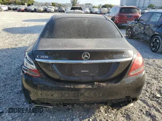 2015 Mercedes-Benz C 300 Luxury with VIN 55SWF4KB2FU009080, listed as a Copart auction lot 55310095 with 138,645 mi miles and Clean Title. Bid and sale history available at carsss.com. Image 6.