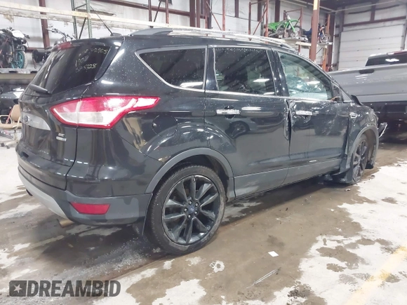 2015 Ford Escape SE with VIN 1FMCU9G91FUC49902, listed as a IAAI auction lot 41947883 with 140,670 mi miles. Bid and sale history available at carsss.com. Image 4.