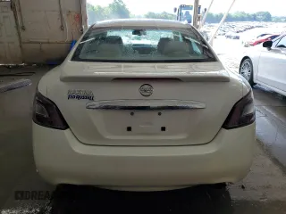 2014 Nissan Maxima SV z VIN 1N4AA5AP7EC915563, wystawiony jako Copart lot #58581365 z przebiegiem 32 347 mil mil oraz Szkoda całkowita • Salvage title. Historia ofert i sprzedaży dostępna na DreamBid. Obrazek 6.