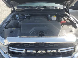 2024 Ram 2500 Tradesman with VIN 3C6UR5CJ3RG268498, listed as a Copart auction lot 68364344 with 33 mi miles and Salvage Title. Bid and sale history available at carsss.com. Image 11.