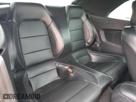 2021 Ford Mustang EcoBoost z VIN 1FATP8UD0M5150323, wystawiony jako Copart lot #49412075 z przebiegiem 62 505 mil mil oraz Szkoda całkowita • Salvage title. Historia ofert i sprzedaży dostępna na DreamBid. Obrazek 10.