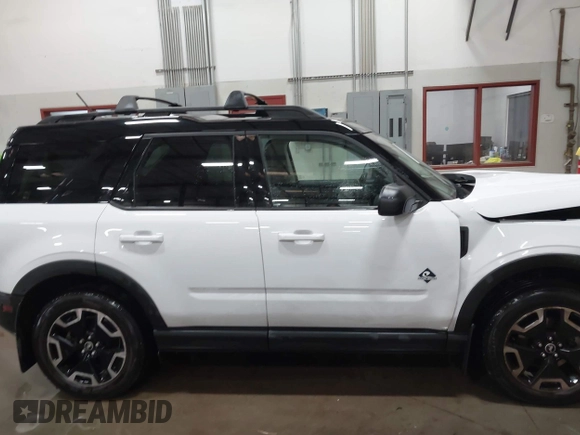 2021 Ford Bronco Sport Outer Banks z VIN 3FMCR9C61MRB05235, wystawiony jako IAAI lot #41726178 z przebiegiem 30 416 mil mil oraz . Historia ofert i sprzedaży dostępna na DreamBid. Obrazek 13.