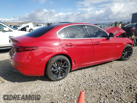 2017 Alfa Romeo Giulia z VIN ZARFAEBN7H7537325, wystawiony jako Copart lot #47110115 z przebiegiem Nie podano mil oraz Szkoda całkowita • Salvage title. Historia ofert i sprzedaży dostępna na DreamBid. Obrazek 3.
