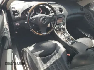 2012 Mercedes-Benz SL 550 z VIN WDBSK7BA2CF168126, wystawiony jako Copart lot #63101815 z przebiegiem 56 193 mil mil oraz Szkoda całkowita • Salvage title. Historia ofert i sprzedaży dostępna na DreamBid. Obrazek 8.
