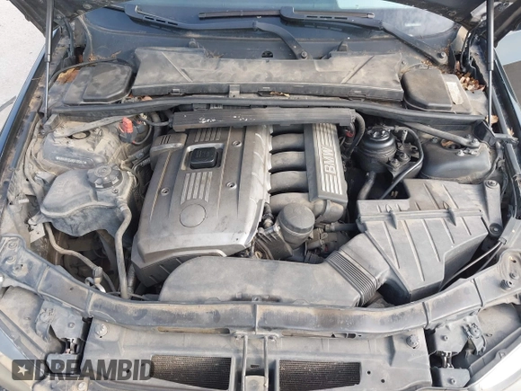 2006 BMW 3 Series 325i with VIN WBAVB13596PT26941, listed as a IAAI auction lot 42273536 with 237,900 mi miles and . Bid and sale history available at DreamBid. Image 10.