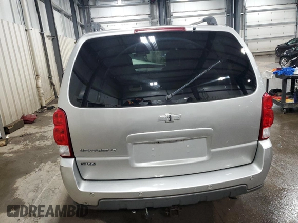 2007 Chevrolet Uplander LT w/1LT with VIN 1GNDV33W87D164255, listed as a Copart auction lot 87913845 with 130,206 mi miles and Salvage Title. Bid and sale history available at carsss.com. Image 6.