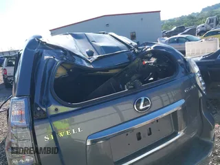2023 Lexus GX 460 Premium z VIN JTJAM7BX9P5383362, wystawiony jako IAAI lot #42215802 z przebiegiem Nie podano mil oraz . Historia ofert i sprzedaży dostępna na DreamBid. Obrazek 14.