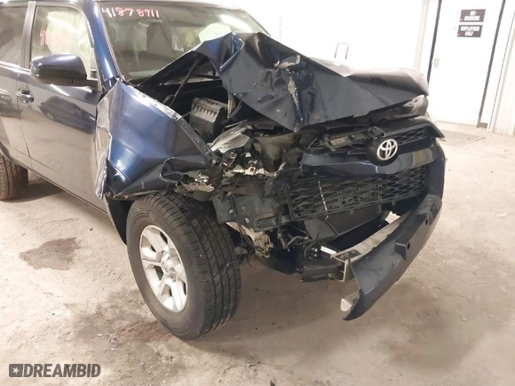 2019 Toyota 4Runner SR5 with VIN JTEBU5JR2K5698426, listed as a IAAI auction lot 41878911 with 177,360 mi miles. Bid and sale history available at carsss.com. Image 6.