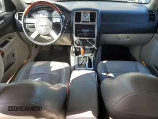 2005 Chrysler 300 with VIN 2C3AA63H85H153707, listed as a Copart auction lot 48615655 with 83,684 mi miles and Clean Title. Bid and sale history available at carsss.com. Image 8.